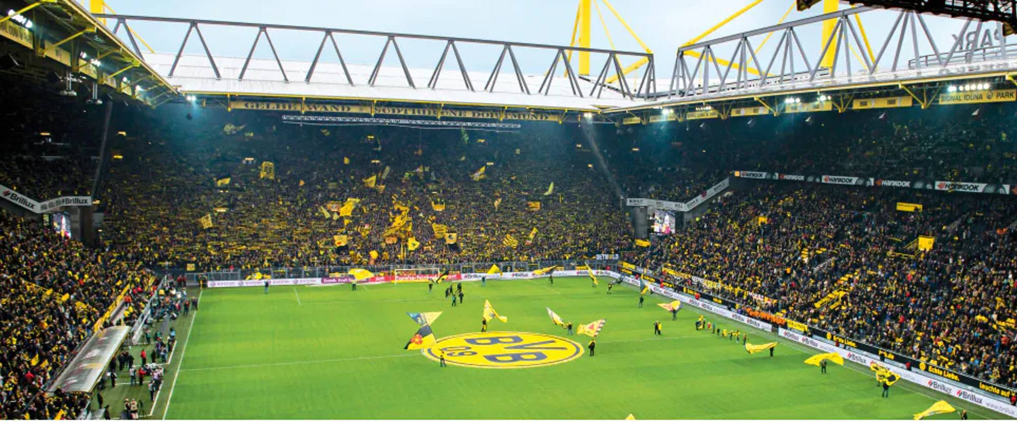 Borussia Dortmund v Borussia Mönchengladbach