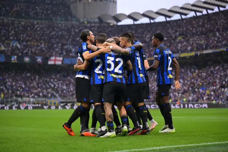 Inter Milan players celebrate.