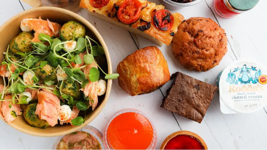 Hamper example from Lord's Cricket Ground.